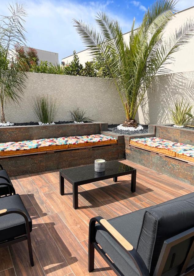 Villa Contemporaine Avec Piscine Chauffee Proche Des Plages Sauvian Exteriör bild